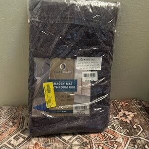 NWT Clara Clark bath mat